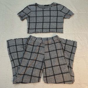 Boohoo Gray Plaid Crop Top and Pants Set Size 6